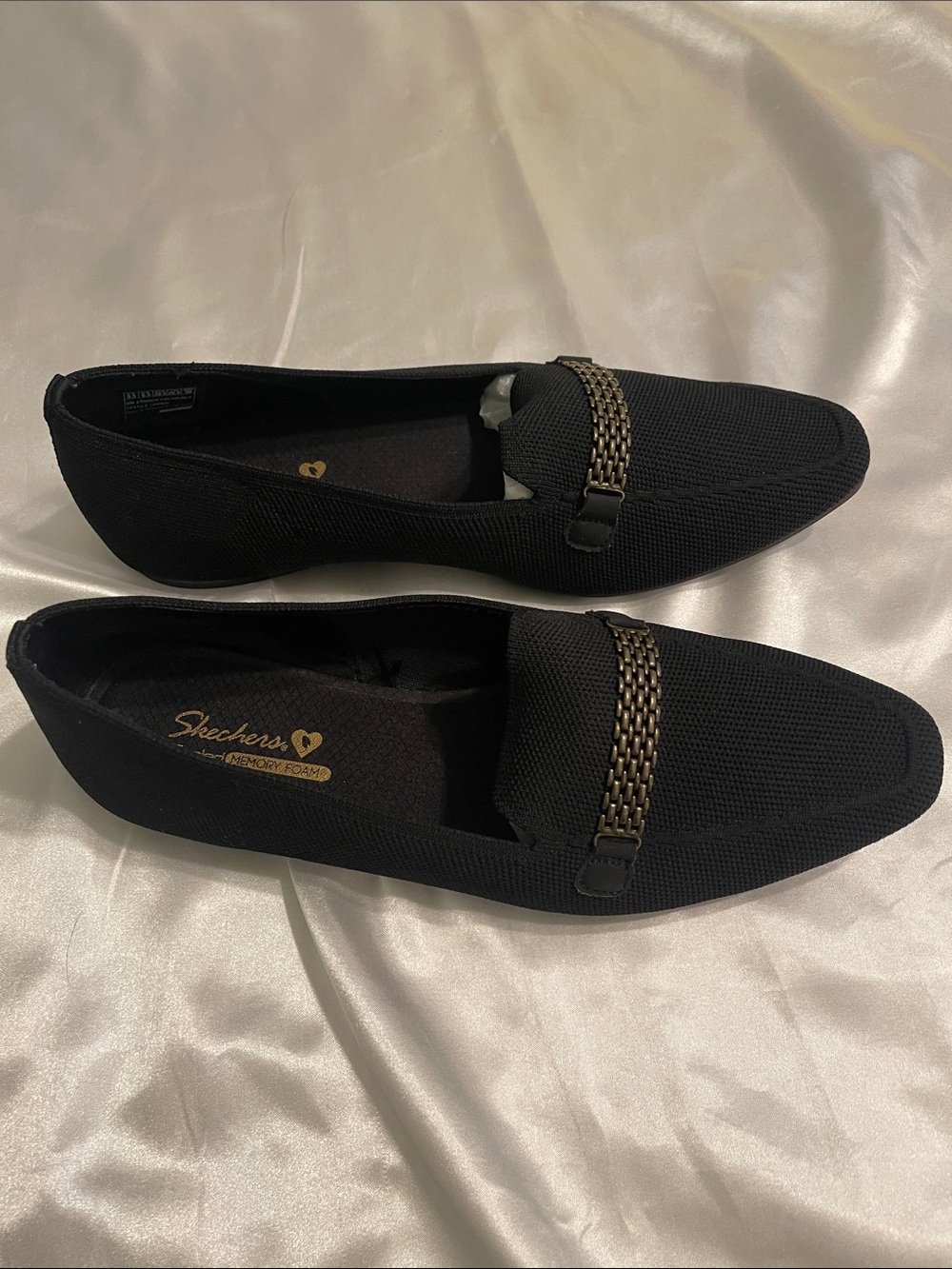Skechers Black Slip-On Loafers with Gold Chain Detail - Picture 3 of 3